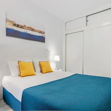 2 Bedroom Playa De Americas Apartment