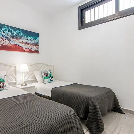 Apartment 2 Bedroom Playa De Americas Playa de las Americas (Tenerife)