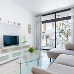 2 Bedroom Playa De Americas Апартаменты