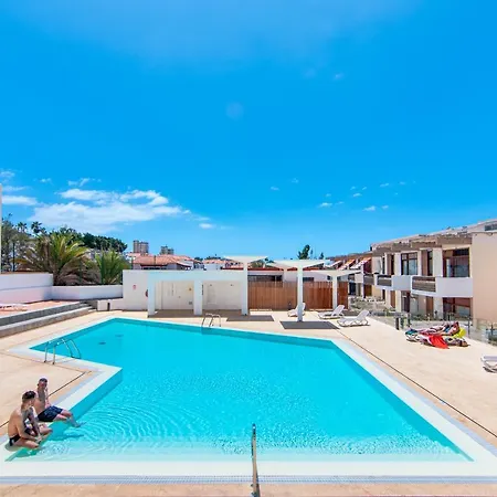 2 Bedroom Playa De Americas Апартаменты